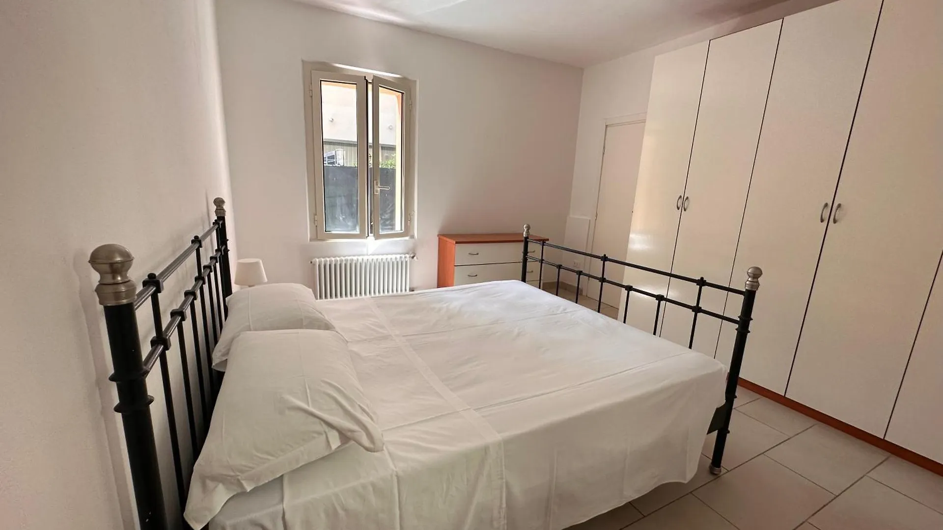 Rimini Beach Residence 200 Mt Dal Mare - Il Lupo Affitta