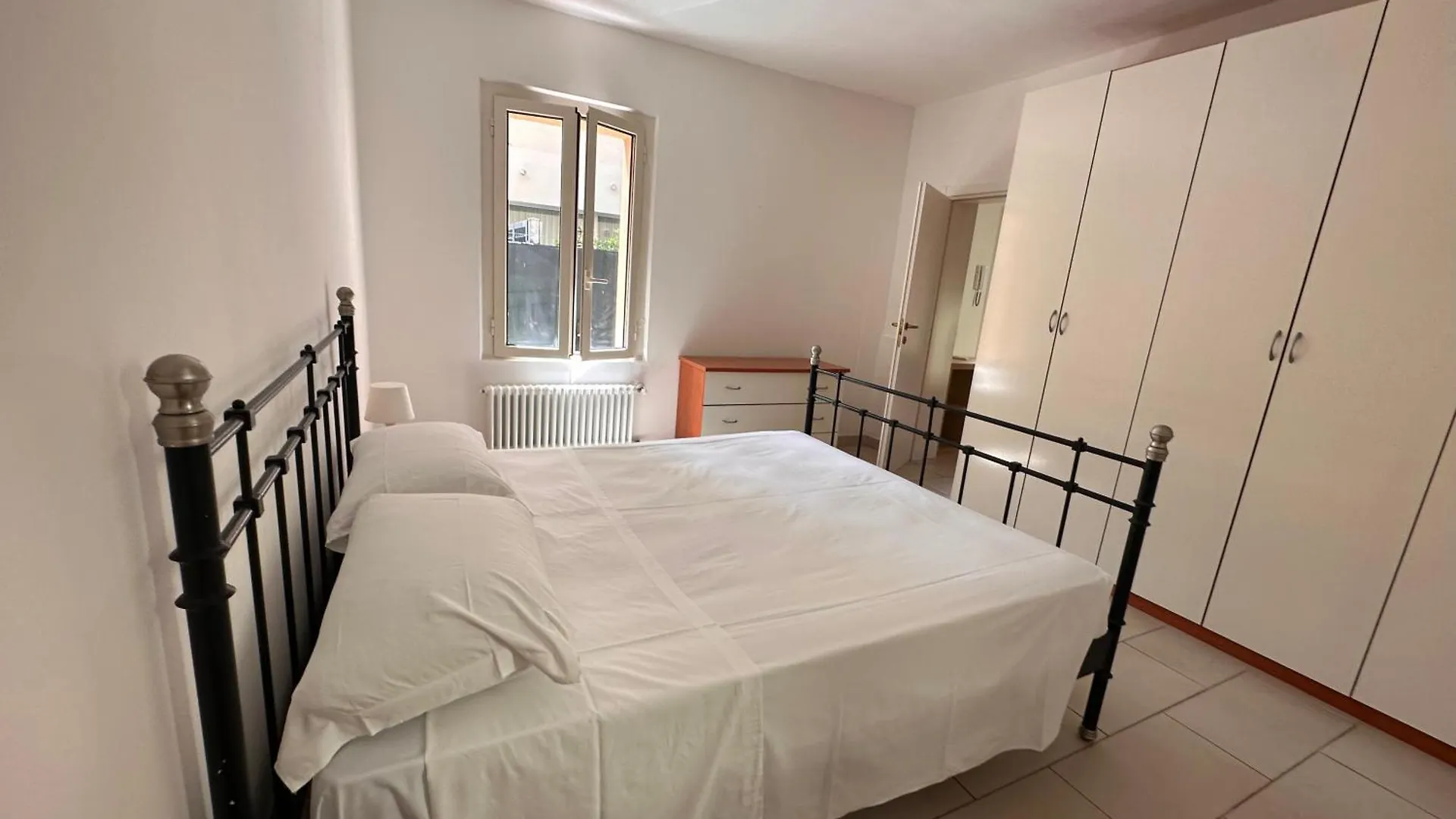 Rimini Beach Residence 200 Mt Dal Mare - Il Lupo Affitta 0*,