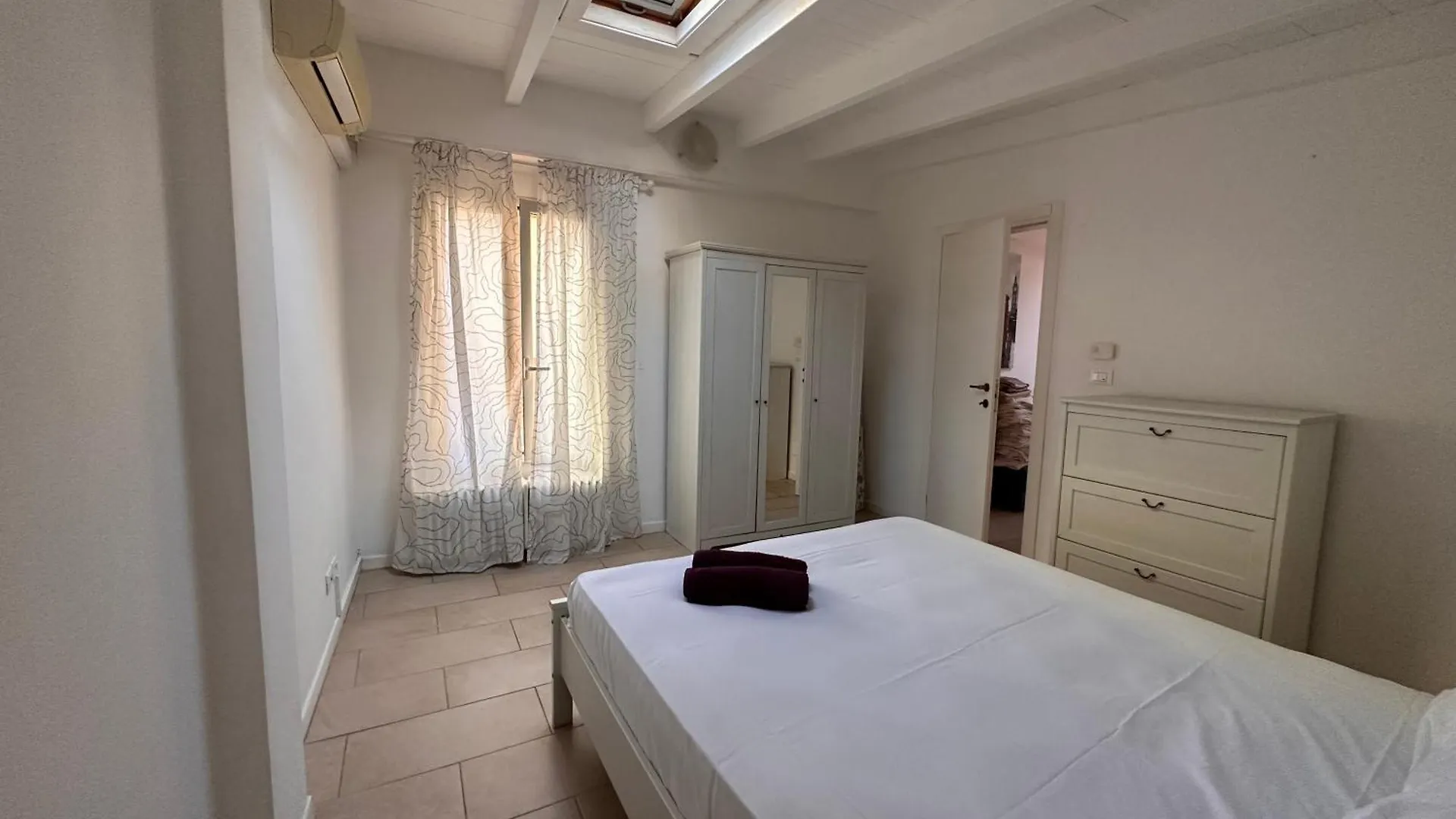 Rimini Beach Residence 200 Mt Dal Mare - Il Lupo Affitta Hotel apartamentowy