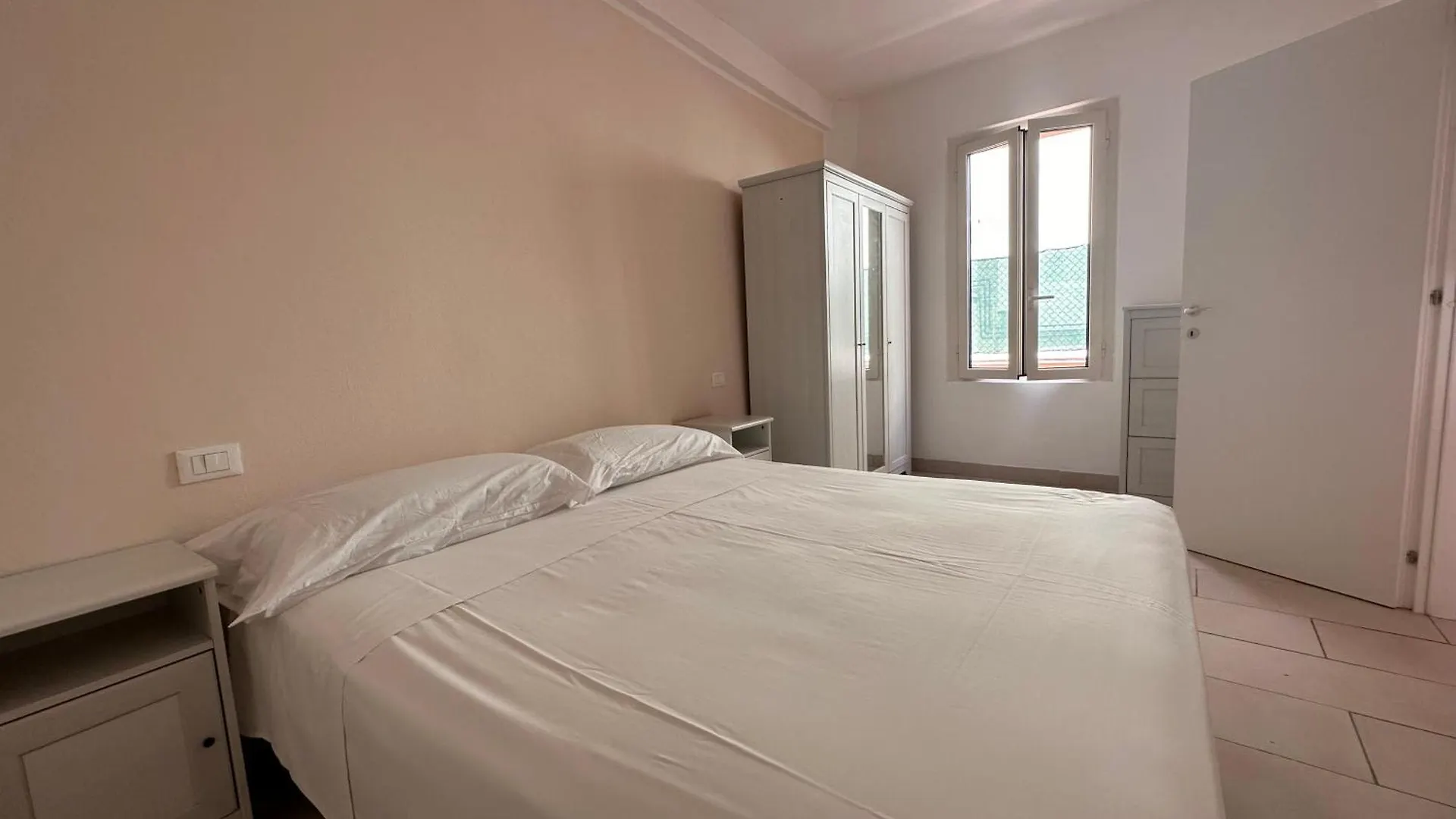 Rimini Beach Residence 200 Mt Dal Mare - Il Lupo Affitta Włochy