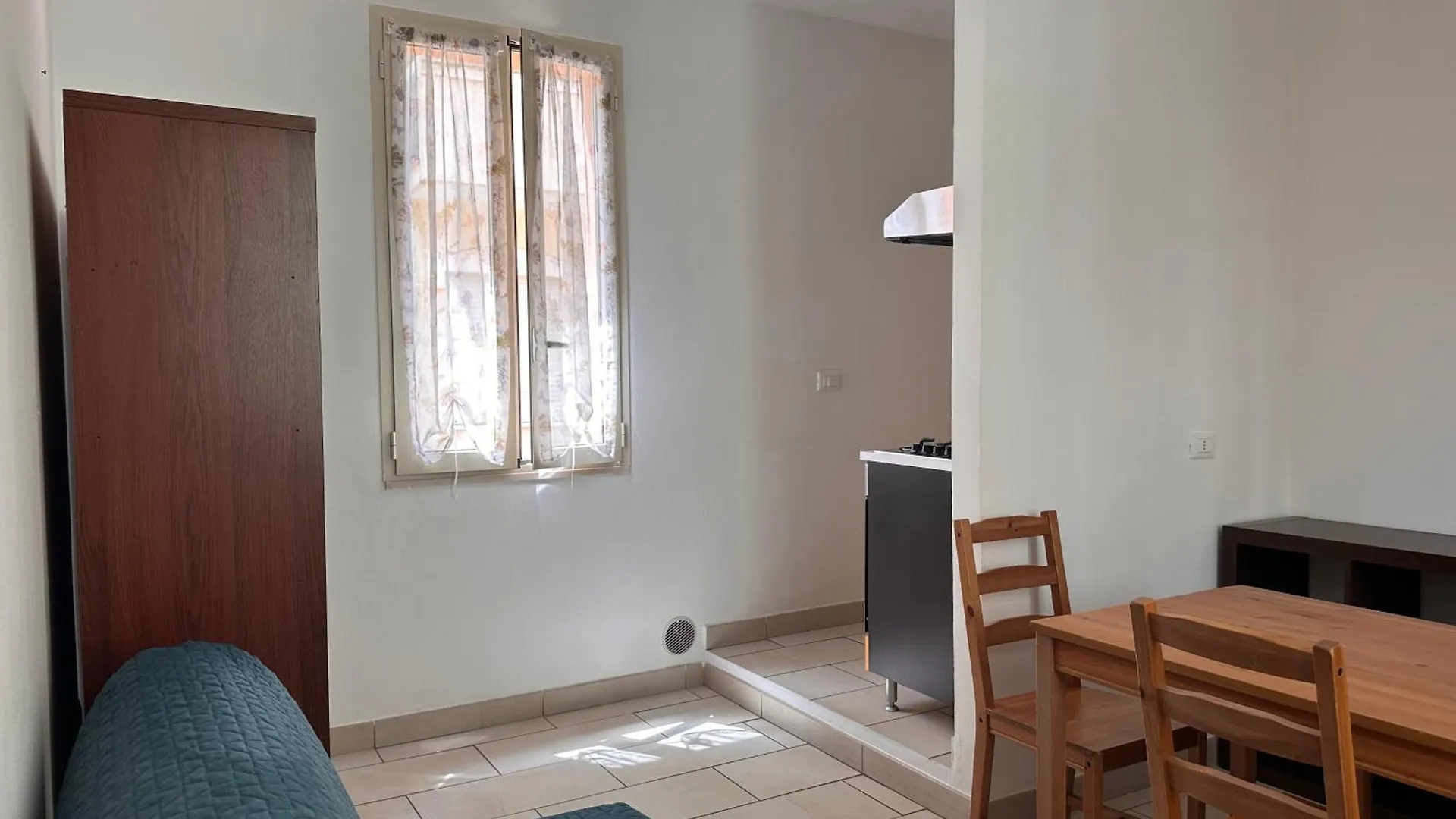 Rimini Beach Residence 200 Mt Dal Mare - Il Lupo Affitta