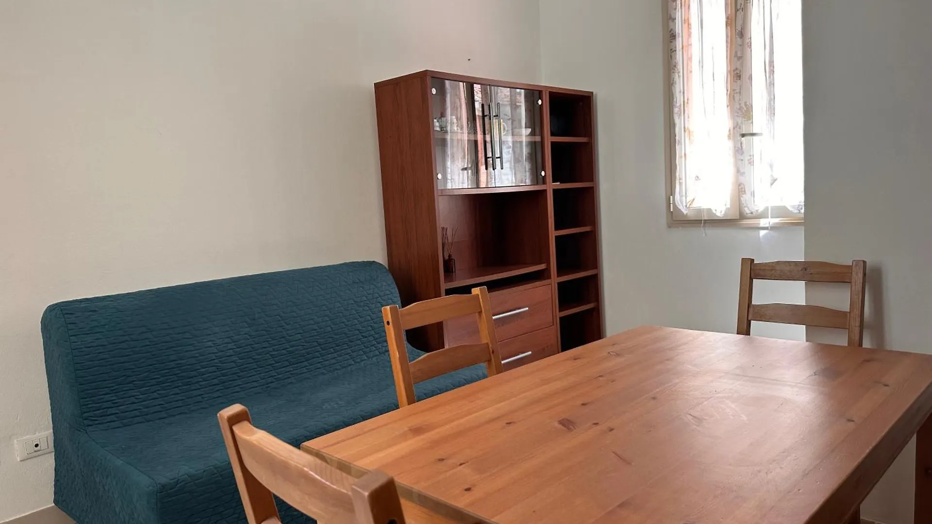 Hotel apartamentowy Rimini Beach Residence 200 Mt Dal Mare - Il Lupo Affitta