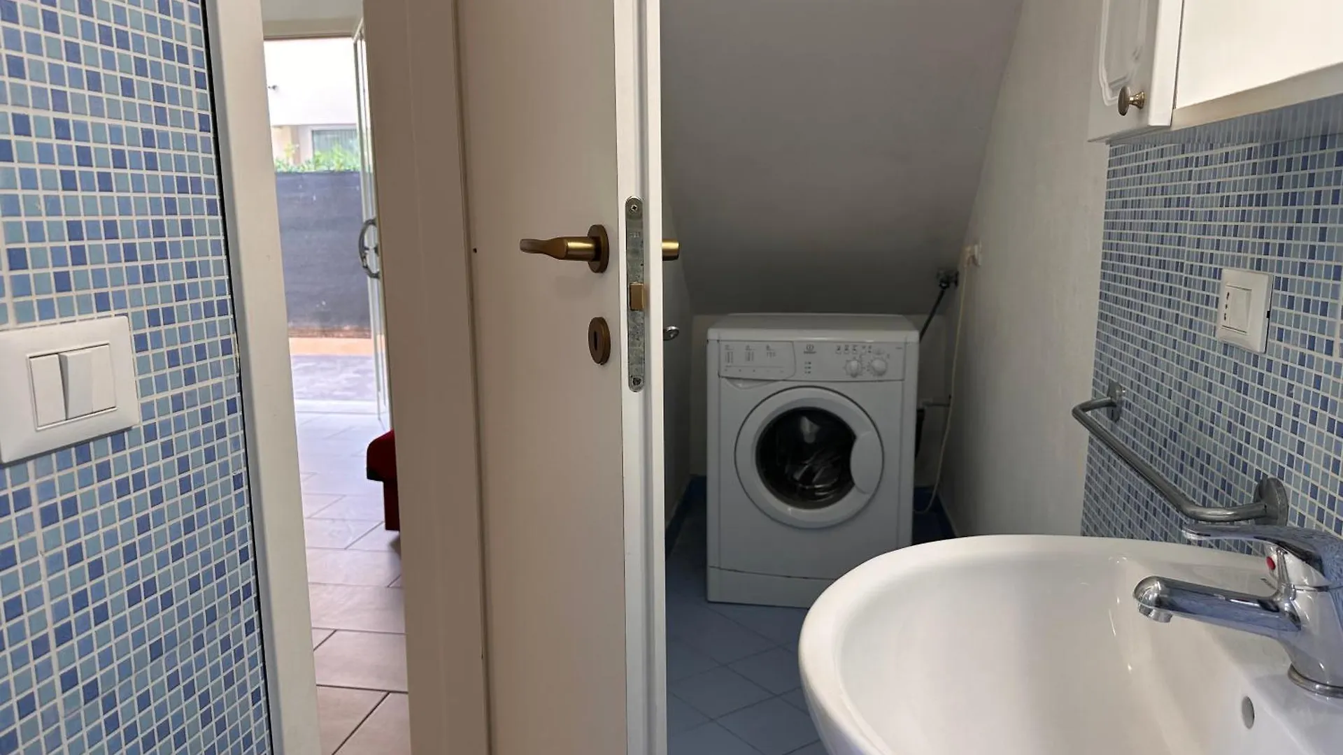 Ξενοδοχείο με διαμερίσματα Rimini Beach Residence 200 Mt Dal Mare - Il Lupo Affitta Ιταλία