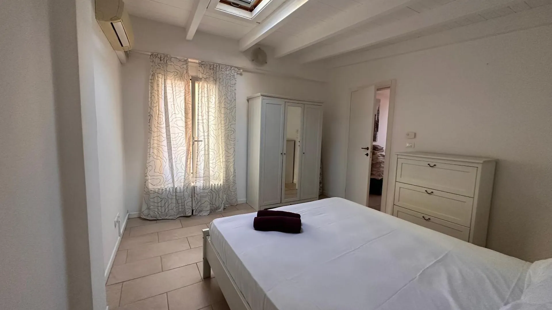 Rimini Beach Residence 200 Mt Dal Mare - Il Lupo Affitta