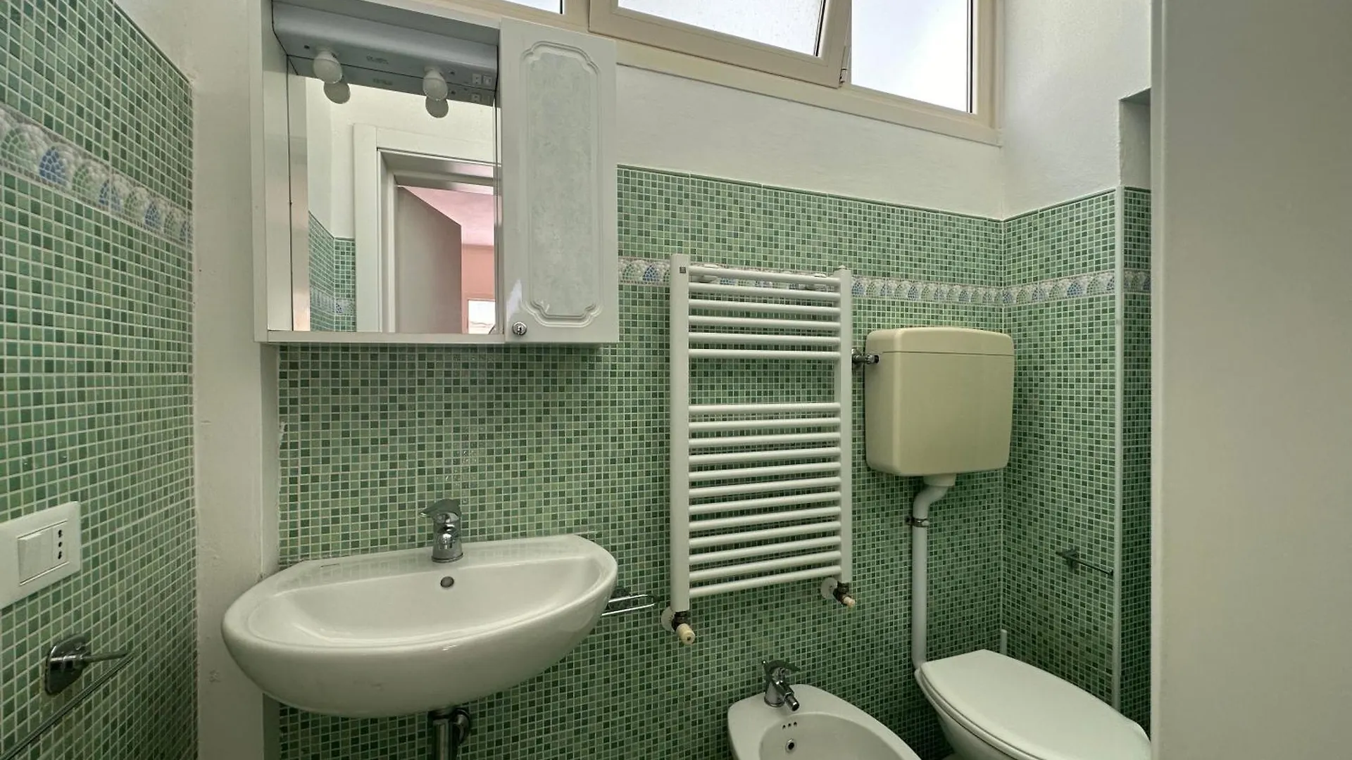 Rimini Beach Residence 200 Mt Dal Mare - Il Lupo Affitta